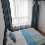 2 Bedrooms, 7 Minutes From Airport