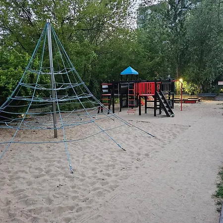 Apartamento New, 2br, Close To Airport By Visitwarsaw